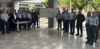 Μία ξεχωριστή δράση διοργανώθηκε στην είσοδο του Αστυνομικού Μεγάρου Λάρισας με αφορμή την “Γιορτή της Μητέρας”