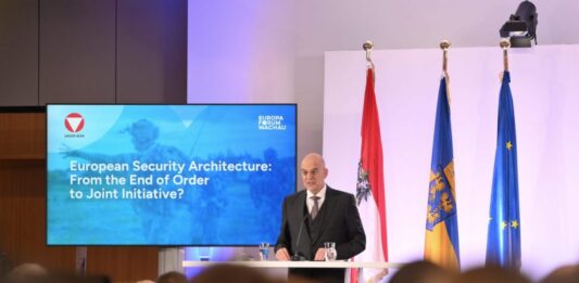 Παρουσία Νίκου Δένδια στο Europa-Forum Wachau ’26