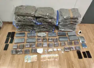 Τρεις συλλήψεις για κατοχή και διακίνηση άνω των 11 κιλών κοκαΐνης και 38 κιλών κάνναβης στην Αττική (video)