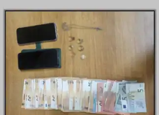 Σύλληψη δύο ατόμων που εξαπάτησαν ηλικιωμένη στο Βόλο – Της απέσπασαν 4.845 ευρώ και κοσμήματα