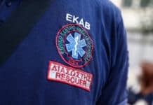 Βαρέα και ανθυγιεινά για νοσηλευτές και διασώστες ΕΚΑΒ – Τι αλλάζει σε μισθούς και συντάξεις