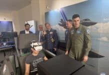 Προσομοιωτές F-16 & F-35 και VR «Επισκέφθηκαν» τα Χανιά