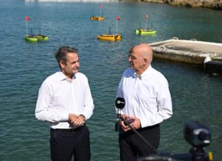 Ν. Δένδιας από τη Σχολή Ναυτικών Δοκίμων: Ένοπλες Δυνάμεις στη νέα εποχή με σμήνη αυτόνομων drones