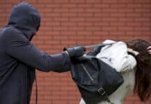 Συμβουλές από την ΕΛ.ΑΣ. σε περίπτωση αρπαγής τσάντας