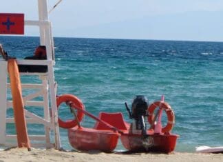 Η σημαντική παρουσία του ναυαγοσώστη στις παραλίες