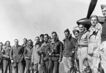 Η ΠΑ τίμησε τους πεσόντες Έλληνες και Βρετανούς αεροπόρους του έπους του 40