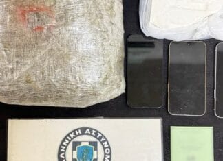 Αττική: Ένστολοι και πρώην ποδοσφαιριστής πίσω από μεγάλο κύκλωμα ναρκωτικών