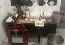 Μεταξουργείο: Σύλληψη 39χρονου για διακίνηση ναρκωτικών – Βρέθηκε εξοπλισμός νόθευσης και μεγάλες ποσότητες ουσιών