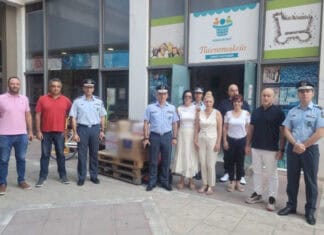Θεσσαλία: Οι αστυνομικοί έβαλαν «γκολ» στα ναρκωτικά και στήριξαν το Κοινωνικό Παντοπωλείο