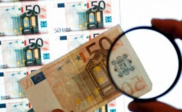 Πως θα αναγνωρίσετε ένα πλαστό χαρτονόμισμα