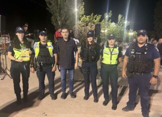 Ενημερωτική δράση για τα τροχαία ατυχήματα, σε τοπικό πανηγύρι από αστυνομικούς της Τροχαίας Χανίων