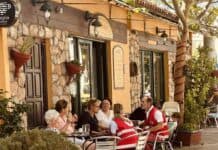 Ο Ελληνικός Ερυθρός Σταυρός ενημερώνει τους πυρόπληκτους της Δ. Αττικής για τα μέτρα στήριξης της Πολιτείας