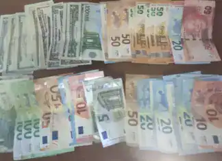 Τουρίστες στο «μικροσκόπιο»: Συνελήφθησαν τρεις αλλοδαποί πορτοφολάδες στο κέντρο της Αθήνας