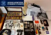 Εξαρθρώθηκε κύκλωμα διαρρηκτών στην Αττική: 3 συλλήψεις, 5 ταυτοποιήσεις και 23 εξιχνιασμένες κλοπές