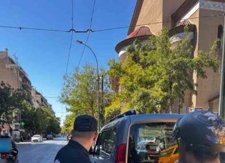 «Βροχή» προστίμων στους δρόμους της Αττικής: Σχεδόν 500 παραβάσεις σε 24ωρη εξόρμηση της Τροχαίας για τα πατίνια