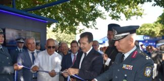 Ο Μιχάλης Χρυσοχοΐδης εγκαινίασε το περίπτερο της Ελληνικής Αστυνομίας στην 90η ΔΕΘ