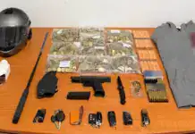 Αθήνα: Συνελήφθη 33χρονος για μπαράζ κλοπών και ένοπλη ληστεία – Κατασχέθηκαν πιστόλι και 93 φυσίγγια