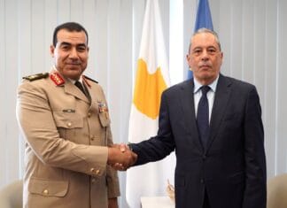 Συνάντηση του Υπουργού Άμυνας της Κύπρου Βασίλη Παλμά, με τον Αρχηγό Σώματος Συνοριοφυλακής της Αιγύπτου