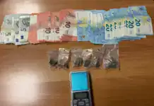 Ομόνοια: Συνελήφθη 38χρονος που χρησιμοποιούσε εγκαταλελειμμένο κτίριο ως «ορμητήριο» διακίνησης ηρωίνης
