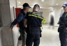 Σχέδιο «Αριάδνη»: Χειροπέδες σε δίδυμο πορτοφολάδων για κλοπή σε συρμό του Ηλεκτρικού στην Ομόνοια